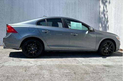 2018 Volvo S60 T5 Dynamic