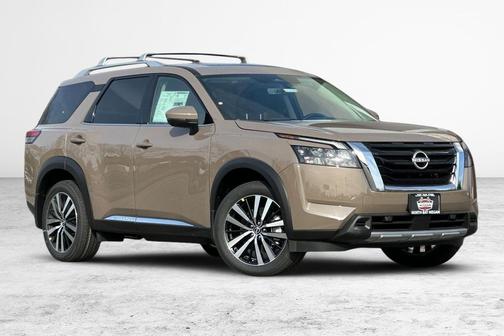 2025 Nissan Pathfinder Platinum 4WD