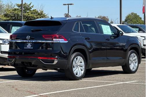 2022 Volkswagen Atlas Cross Sport 3.6L V6 SE w/Technology