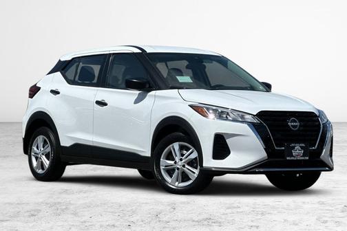 2025 Nissan Kicks S