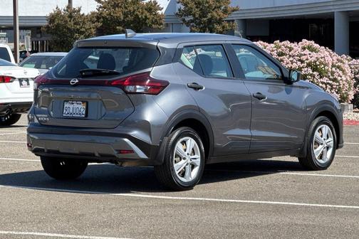 2023 Nissan Kicks S