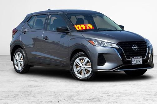 2023 Nissan Kicks S