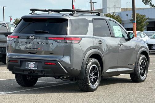 2025 Nissan Pathfinder Rock Creek 4WD