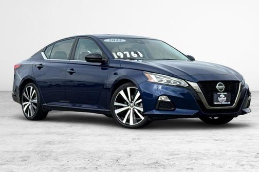 2022 Nissan Altima SR FWD