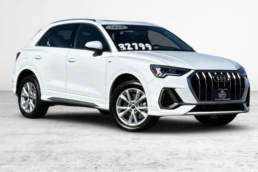 2024 Audi Q3 Premium 45 TFSI S line quattro Tiptronic
