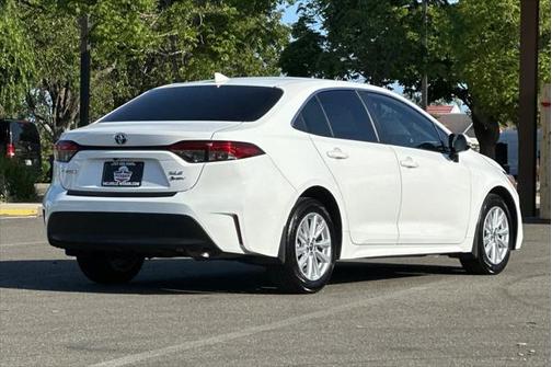 2025 Toyota Corolla Hybrid XLE