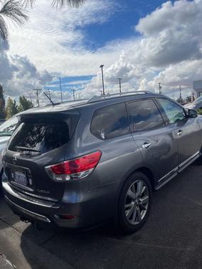 2016 Nissan Pathfinder Platinum