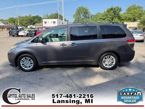 2011 Toyota Sienna XLE