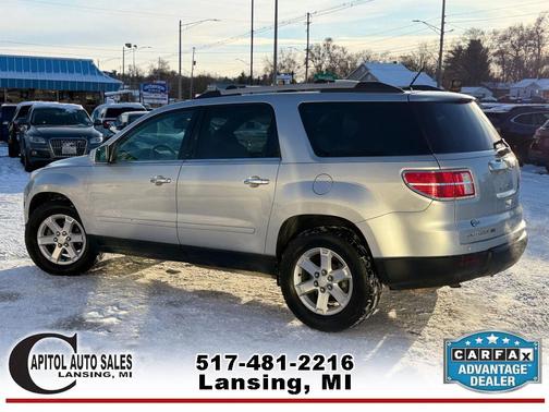 2010 Saturn Outlook XR-L Sport Utility 4D