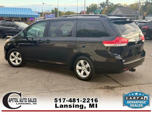 2011 Toyota Sienna LE