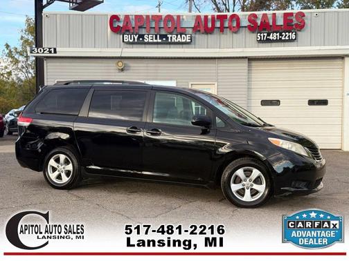 2011 Toyota Sienna LE