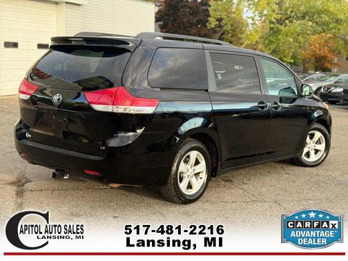 2011 Toyota Sienna LE