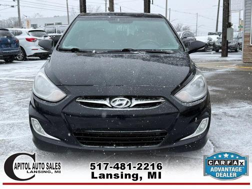 2013 Hyundai Accent SE