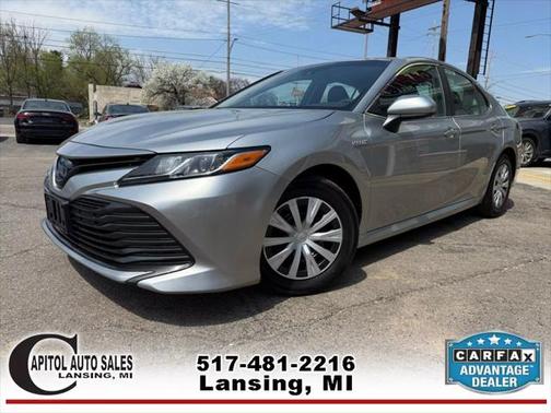 2018 Toyota Camry Hybrid SE