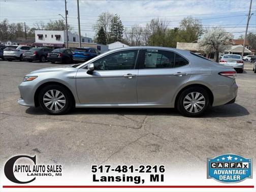2018 Toyota Camry Hybrid SE