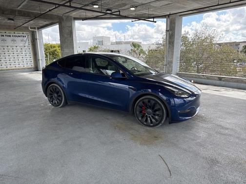 2022 Tesla Model Y Performance Dual Motor All-Wheel Drive