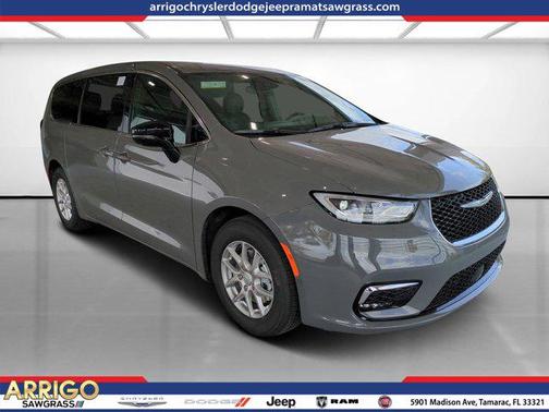 2025 Chrysler Pacifica L