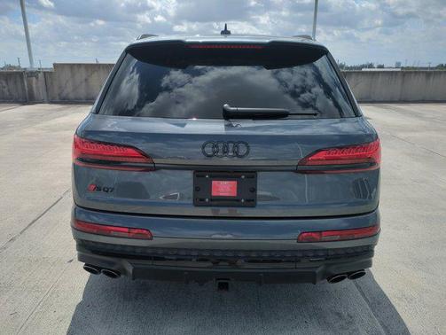 2025 Audi SQ7 4.0T Premium Plus