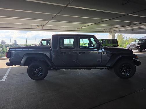 2025 Jeep Gladiator Sport