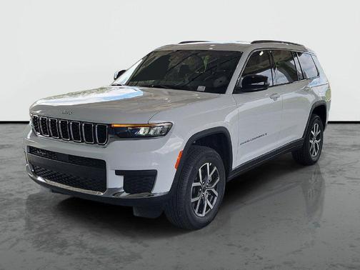 Bright White Clearcoat 2027 Jeep Grand Cherokee L Laredo