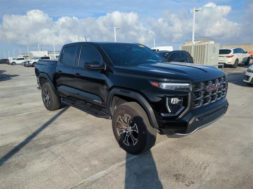 2023 GMC Canyon AT4