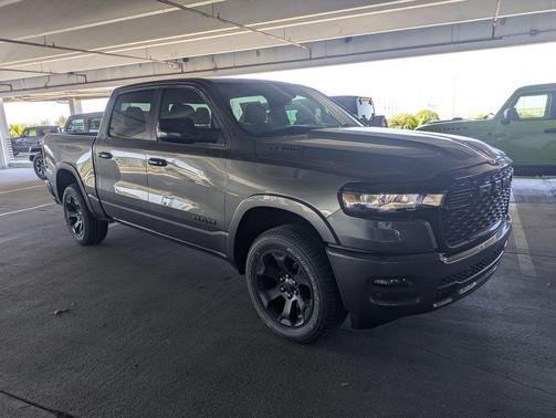Granite Crystal Metallic Clearcoat 2026 RAM 1500 Big Horn/Lone Star