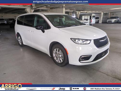 2026 Chrysler Pacifica L