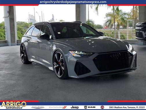 Nardo Gray 2023 Audi RS 6 Avant 4.0T