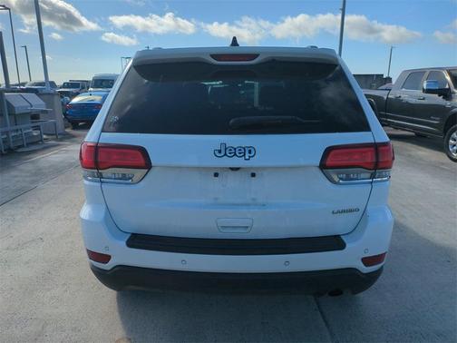 2020 Jeep Grand Cherokee Laredo