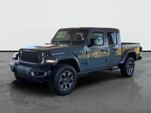 Anvil Clearcoat 2026 Jeep Gladiator Sahara 4x4