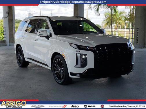 Hyper White 2024 Hyundai PALISADE Calligraphy Night Edition