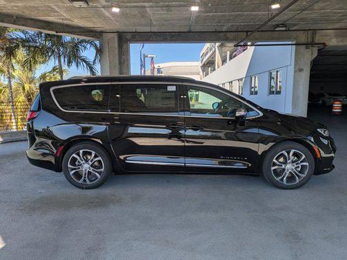 2026 Chrysler Pacifica L