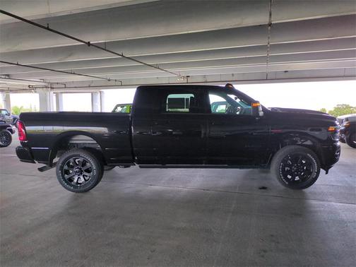 2025 RAM 2500 Laramie Crew Cab 4x4 6'4' Box