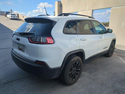 2023 Jeep Cherokee Altitude