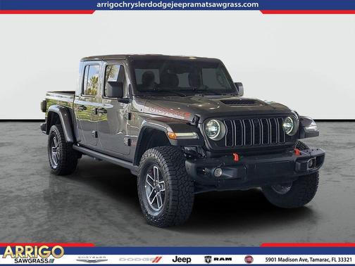 Granite Crystal Metallic Clearcoat 2026 Jeep Gladiator Mojave X 4x4