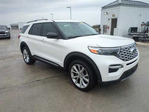 2022 Ford Explorer Platinum