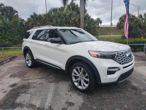 2022 Ford Explorer Platinum