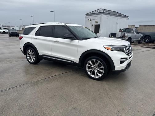 2022 Ford Explorer Platinum