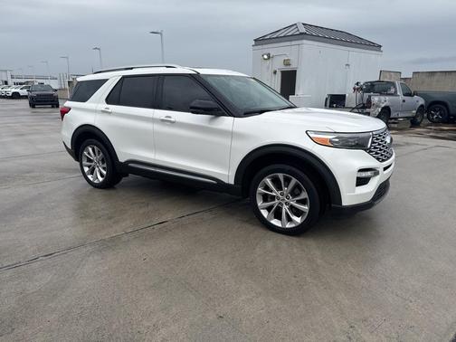 2022 Ford Explorer Platinum