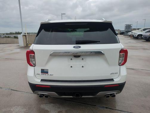 2022 Ford Explorer Platinum