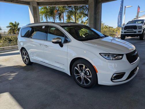 2026 Chrysler Pacifica L