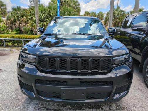 2022 Jeep Grand Cherokee L Altitude