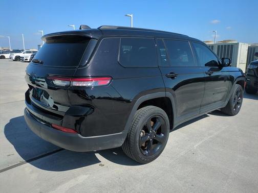 2022 Jeep Grand Cherokee L Altitude
