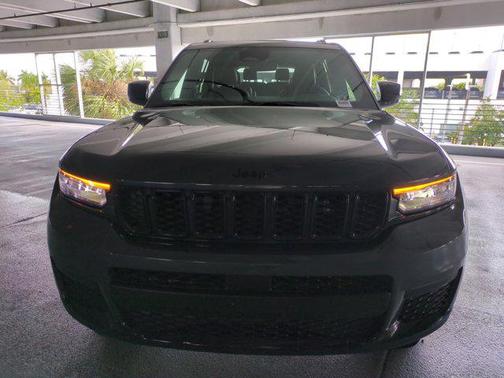 2025 Jeep Grand Cherokee L Altitude