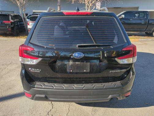 2020 Subaru Forester Base