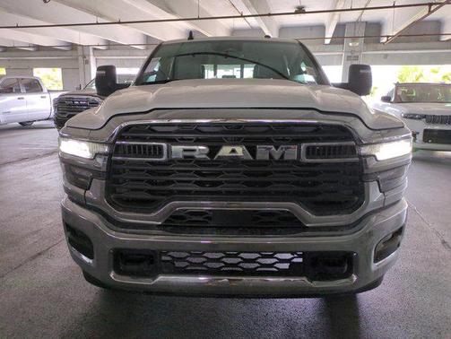 2025 RAM 2500 Tradesman Crew Cab 4x4 6'4' Box