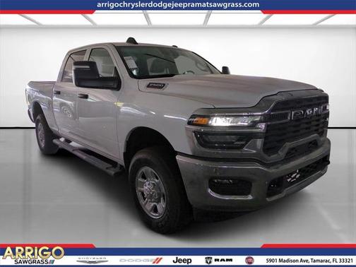 2025 RAM 2500 Tradesman Crew Cab 4x4 6'4' Box
