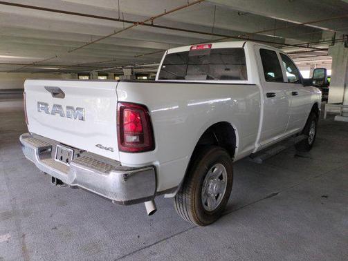 2025 RAM 2500 Tradesman Crew Cab 4x4 6'4' Box