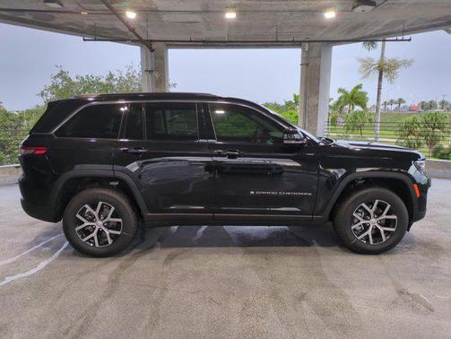 2025 Jeep Grand Cherokee Limited X