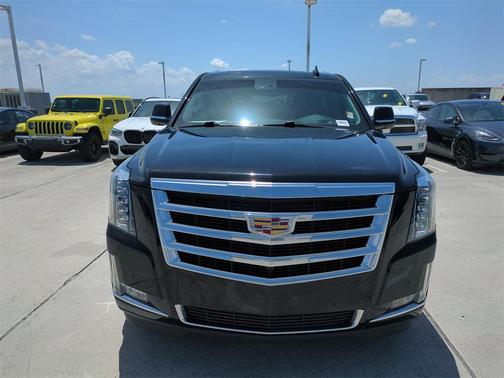2017 Cadillac Escalade ESV Luxury